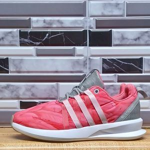 Adidas Pink/Grey Feather Print SL Loop Size 6.5 Kids
